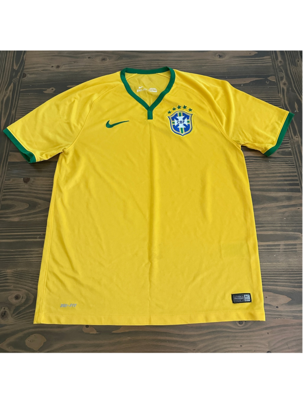 Nike Brazil National Team Soccer Jersey Men's Large Yellow Green Dri-FIT
